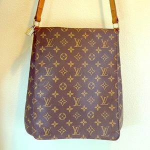 AUTHENTIC Louis Vuitton Musette Salsa Crossbody